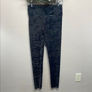 NWT Lou & Grey Crushed Velour High Rise Leggings S